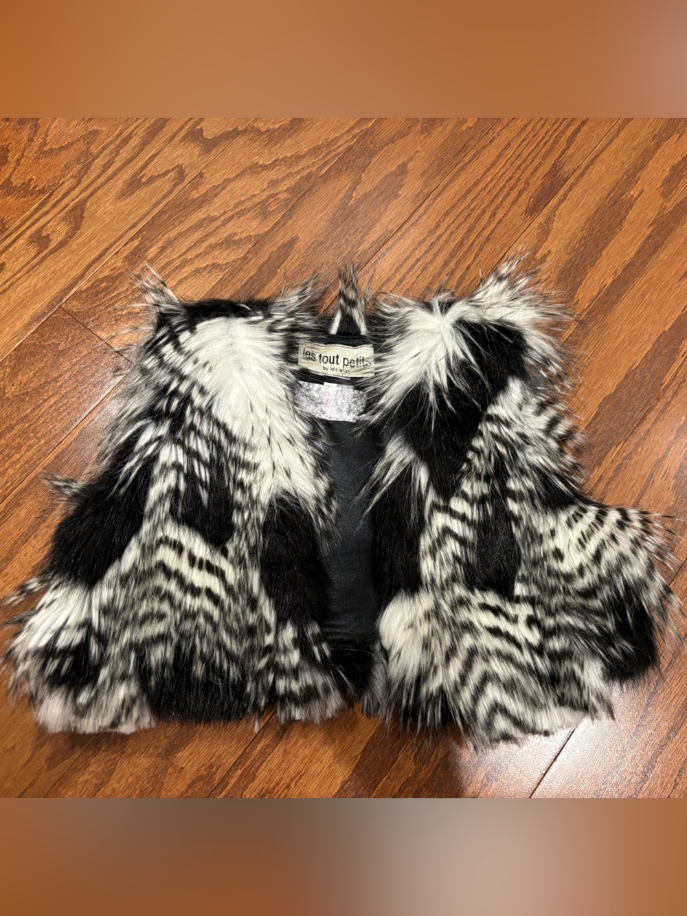 Les Tout Petits Kids Black & White Faux Fur Vest - Stylish Layering Jacket